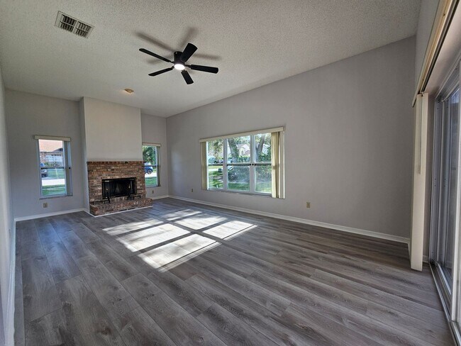 Building Photo - 6506 Canterlea Dr