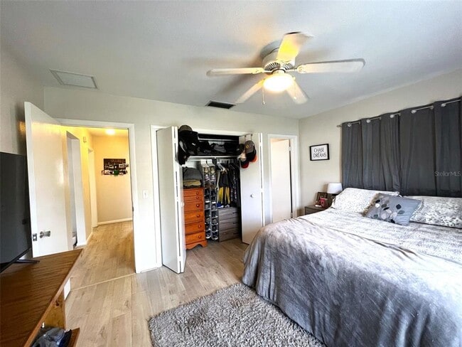 Building Photo - 1595 Idle Dr NE