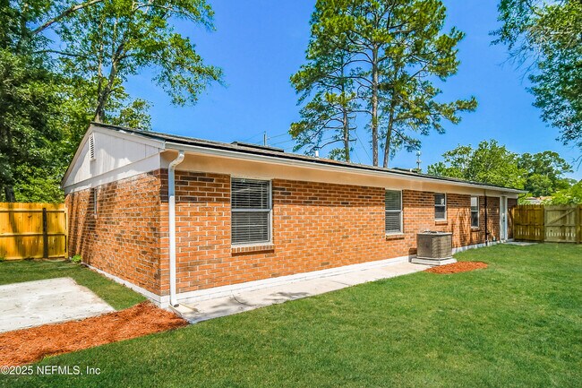 Building Photo - 11447 Anamoree Ln