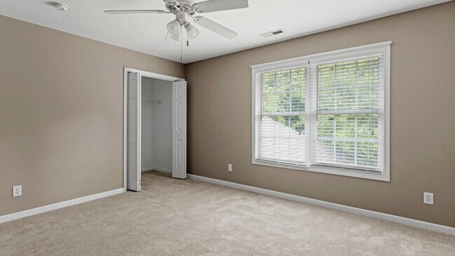 Building Photo - 34 Douglas Fir Ave
