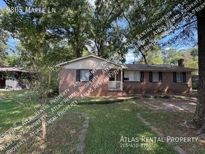 Building Photo - 9805 Maple Ln