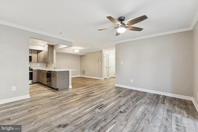 Building Photo - 8311 Bluebird Way