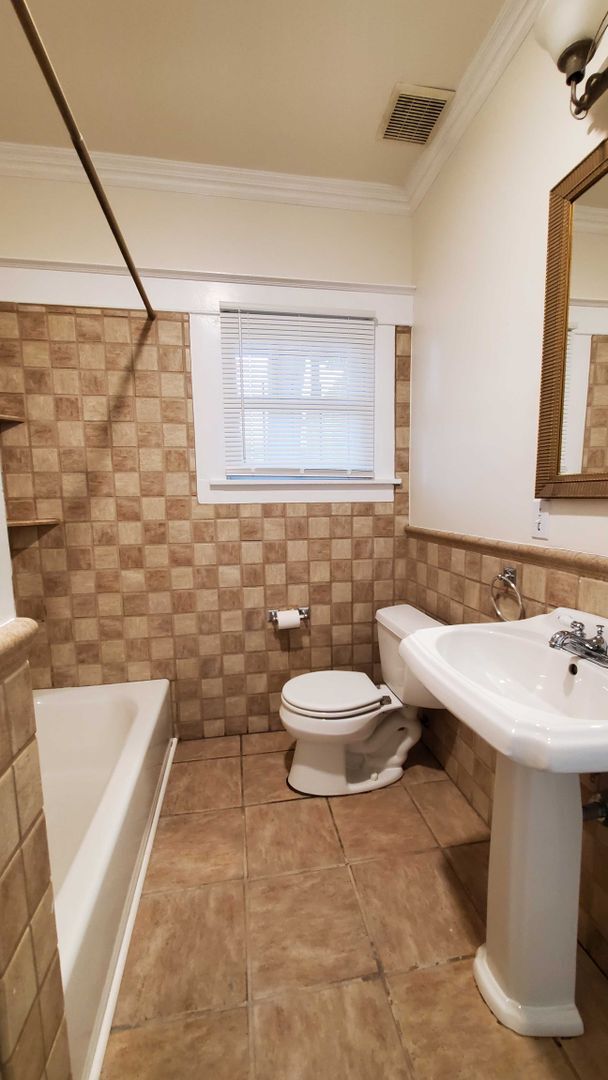 Building Photo - 1720 N Pearl St