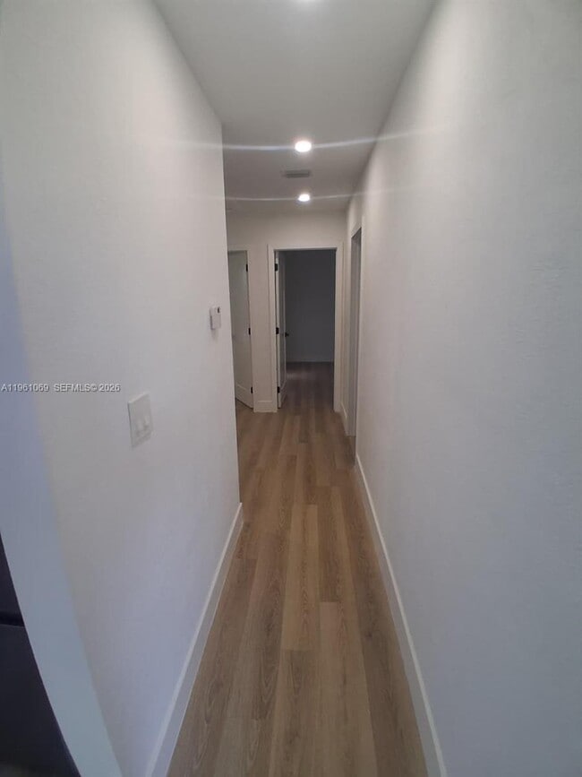 Building Photo - 1307 NW 16th St