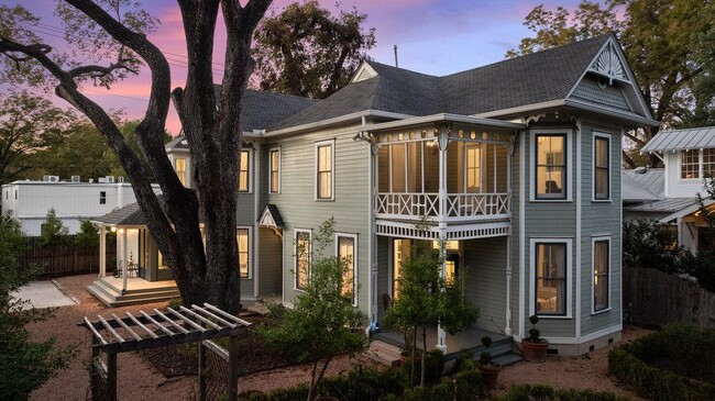 Building Photo - 4104 Avenue F