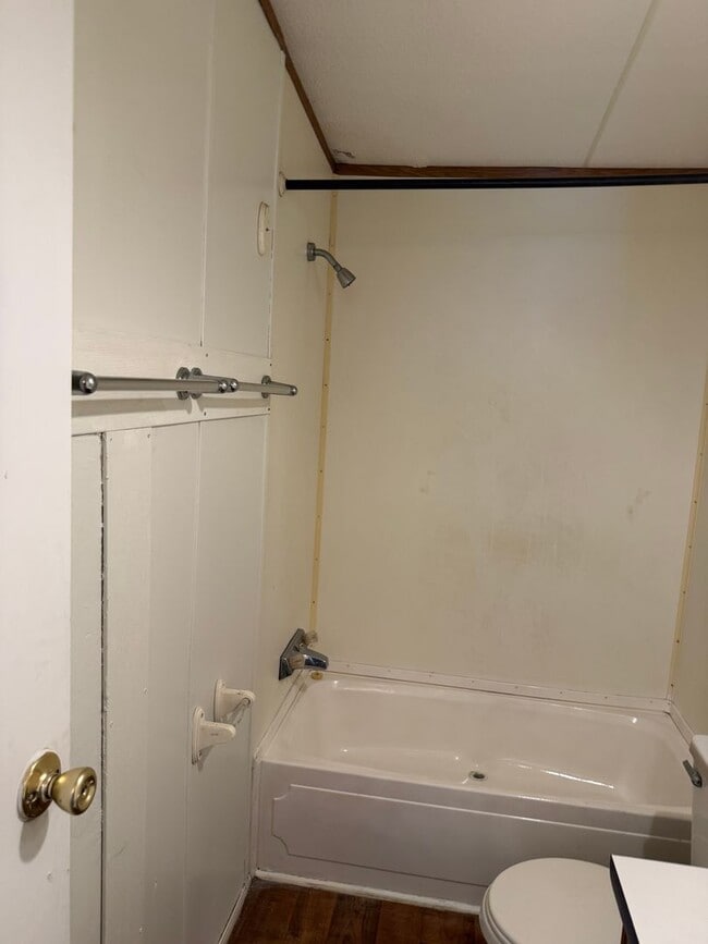 Building Photo - 4-Bedroom Home for Lease | Benton, LA 7100...