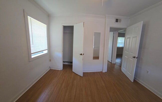 Building Photo - 551 E Miracle Strip Pkwy