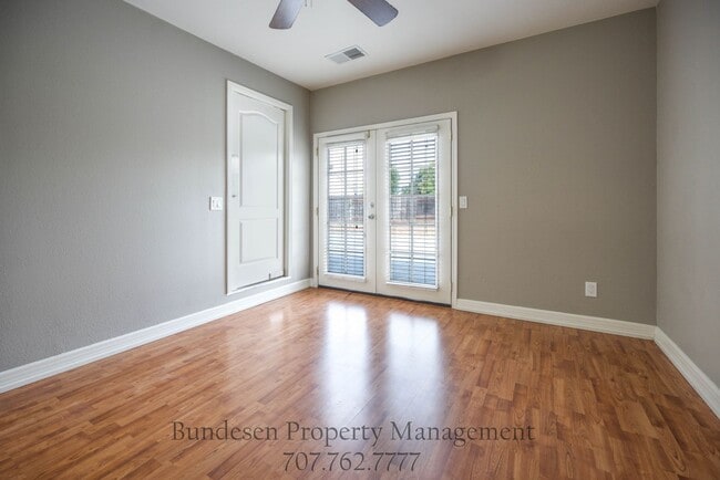 Building Photo - 746 Bonnie Ave