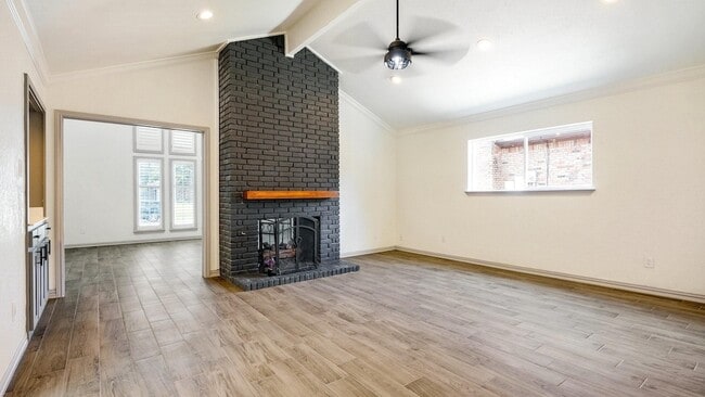 Building Photo - 2616 Ellis Ct