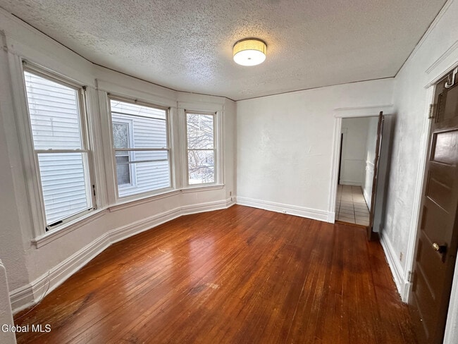 Building Photo - 283 Delaware Ave