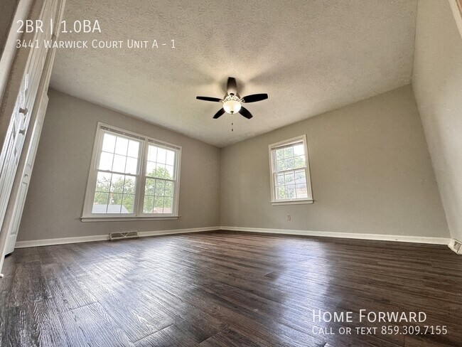 Building Photo - 3441 Warwick Ct