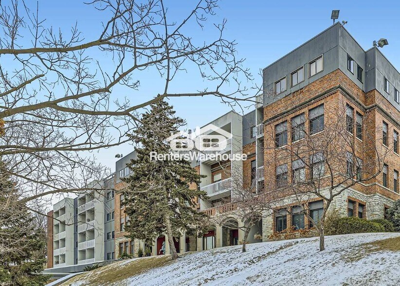 Primary Photo - 311 Pleasant Ave