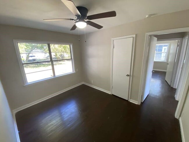 Building Photo - 3029 Nita St