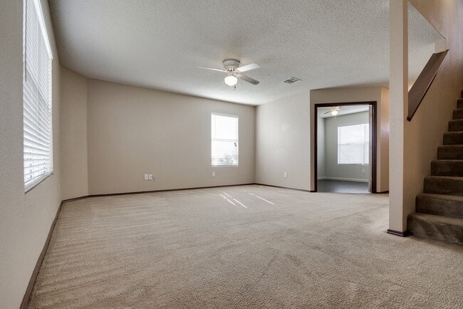 Building Photo - 8211 Leaning Oak Ct