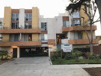 Building Photo - 3715 S Canfield Ave