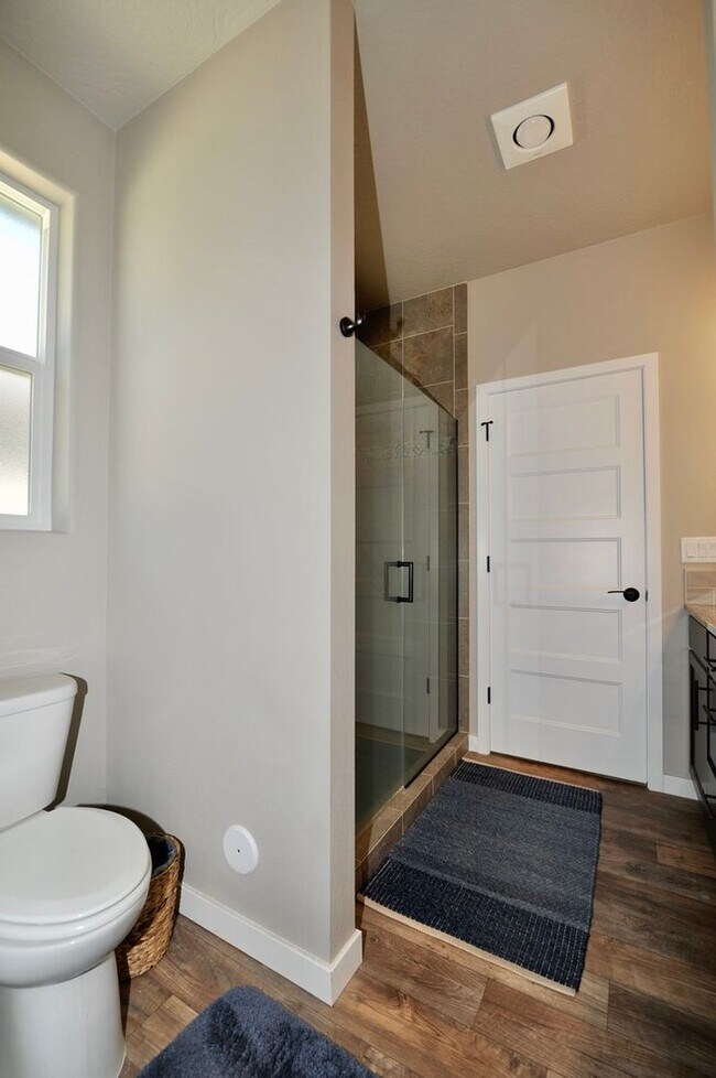 Building Photo - Gated Community in Soleil Parc/CDA Place