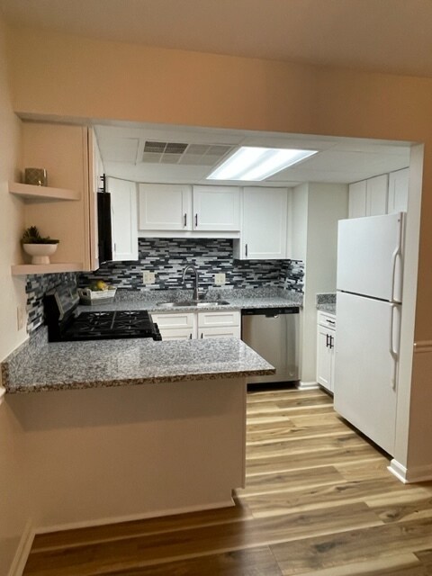 Building Photo - 1609 Homestead Trl