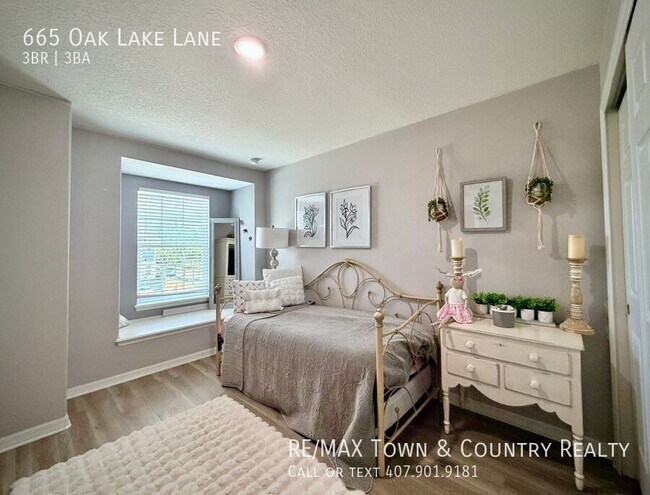 Building Photo - 665 Oak Lake Ln