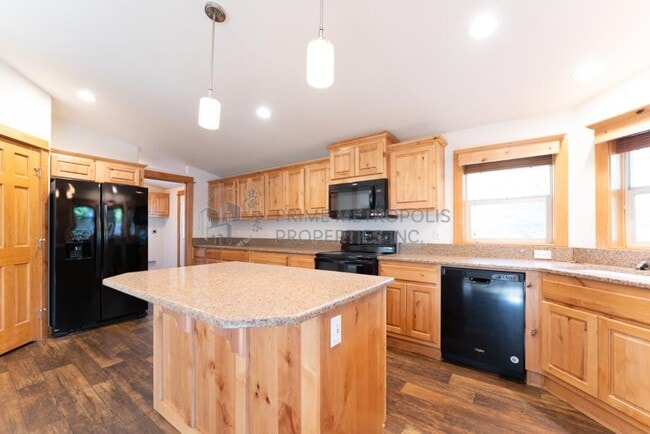 Building Photo - 3 bedroom in Renton WA 98059
