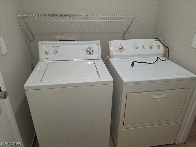 Building Photo - 4156 Abrams Ave