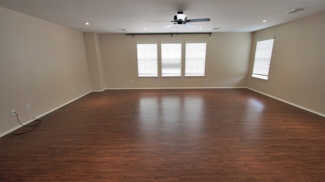 Building Photo - 21211 Bridge Springs Ln