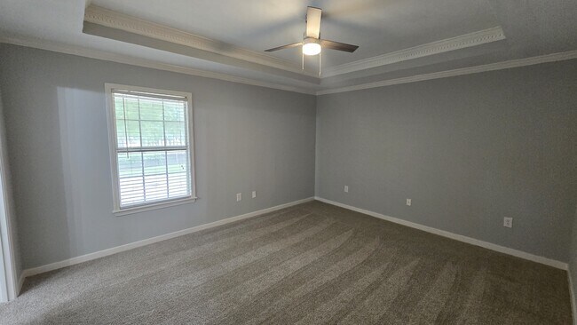Building Photo - 405 Brentwood Dr