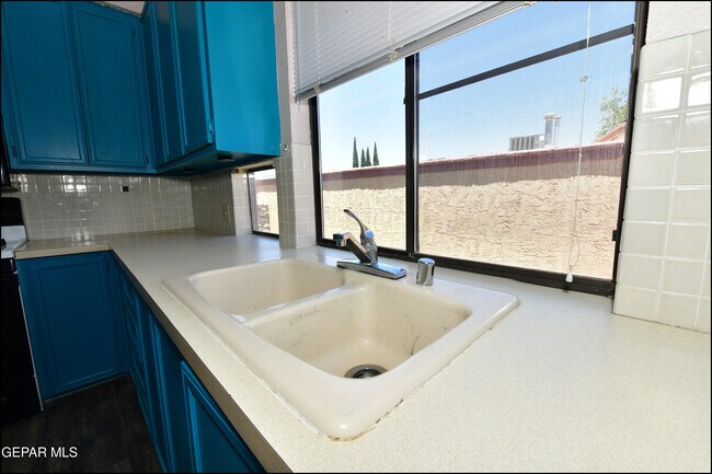 Building Photo - 3212 Canyon Point Ln