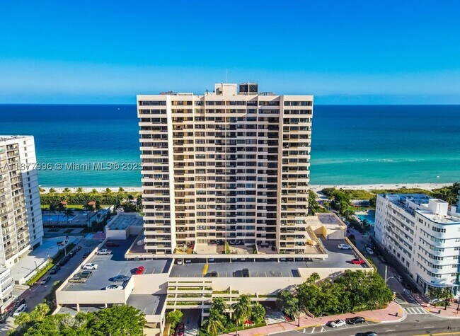Building Photo - 2555 Collins Ave