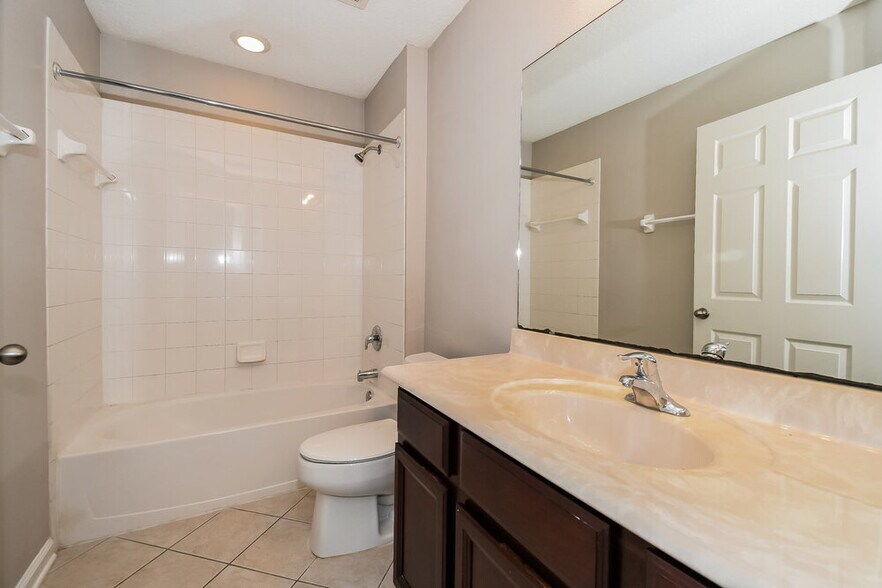 Building Photo - 3645C Creswick Cir
