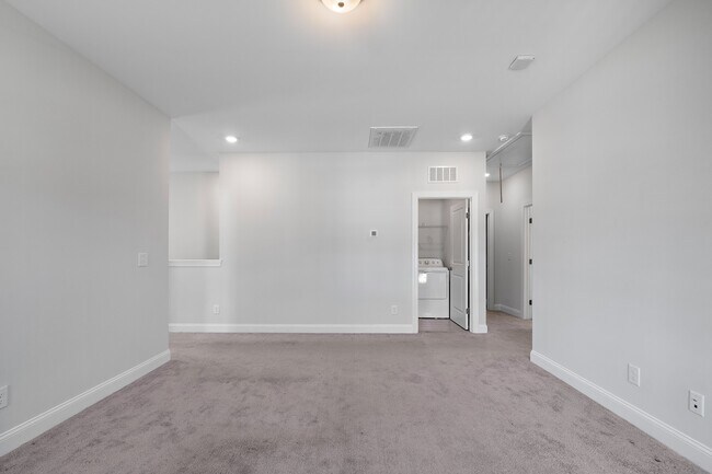 Building Photo - 109 Barnwell Loop