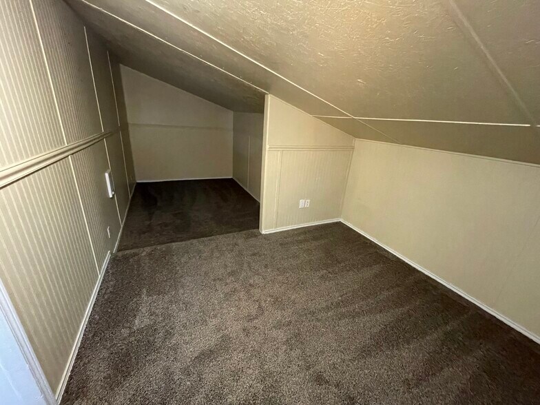bonus room downstairs - 4368 Imperial Dr