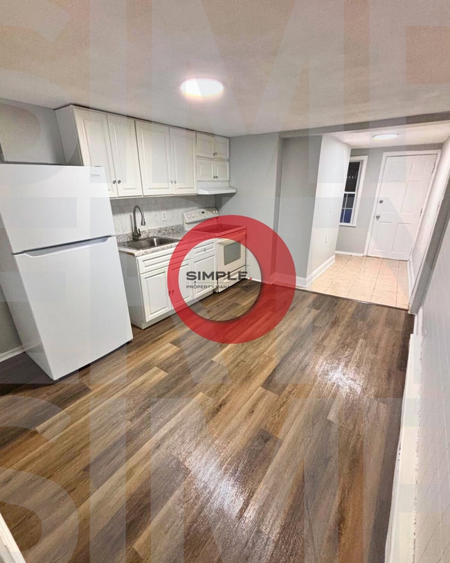 Building Photo - 753 Bingaman St