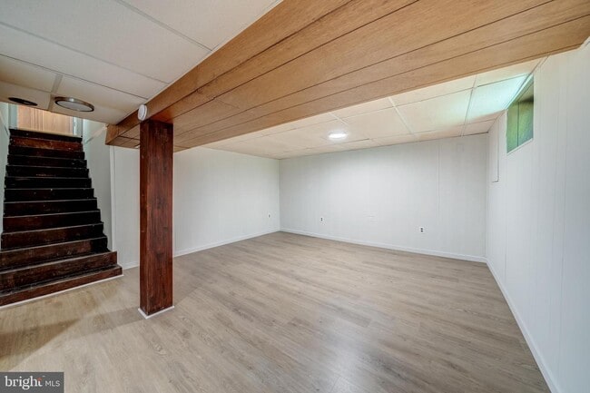 Building Photo - 929 19th St S