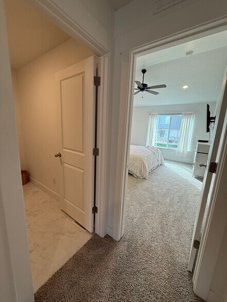 Building Photo - 1396 N 1780 E