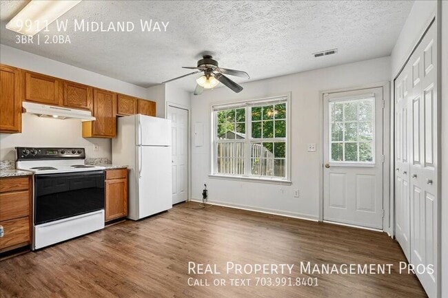 Building Photo - 9911 W Midland Way