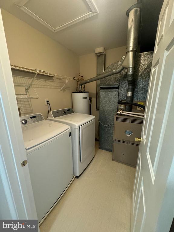 Building Photo - 401 Kirby Way