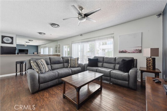 Building Photo - 415 S Prospect Ave