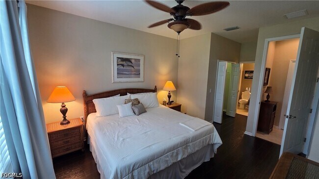 Building Photo - 9305 Aviano Dr