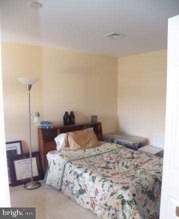 Building Photo - 2276 Southpoint Dr