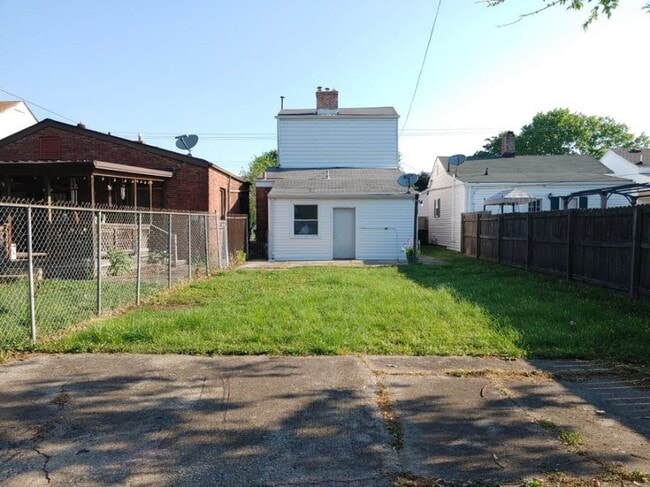 Building Photo - Renovated 3BR house in Portland