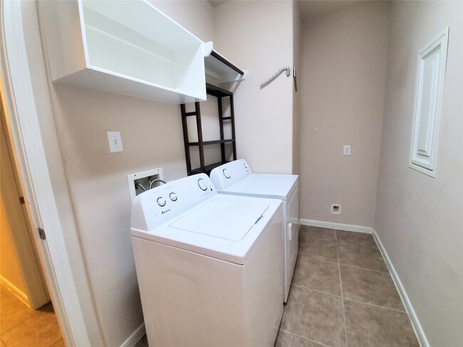 Building Photo - 25601 Thistle Valley Ct