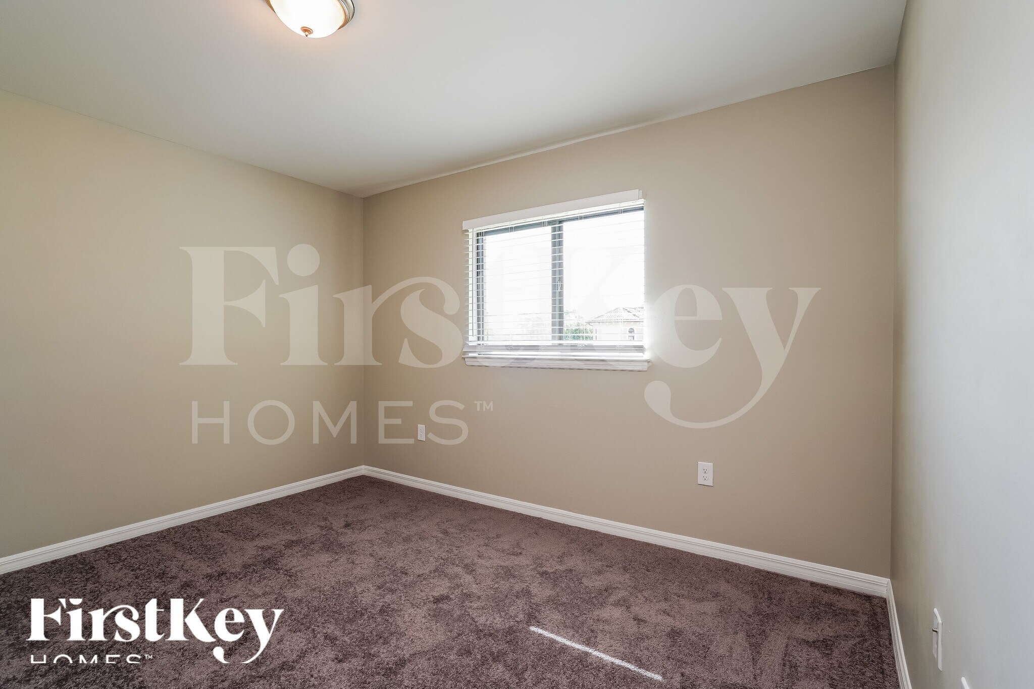 Building Photo - 2616 30th St SW