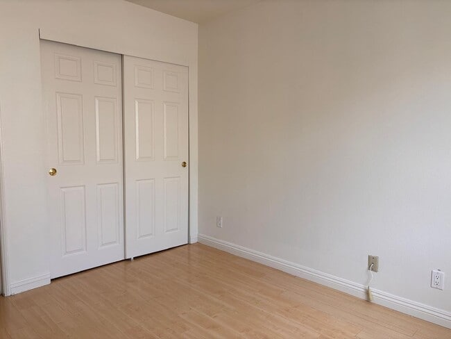 Building Photo - Welcome to 955 Figueroa Terrace.