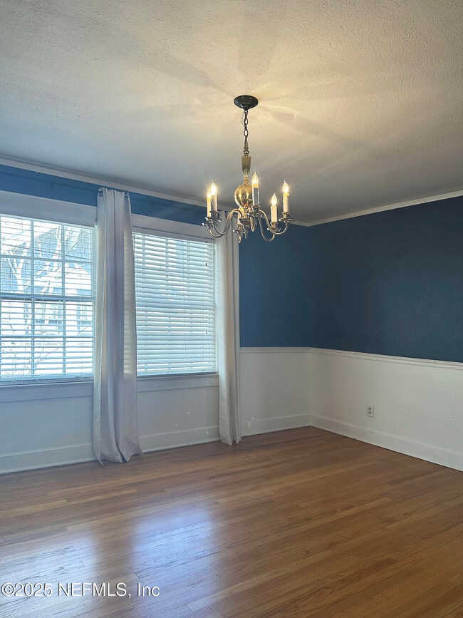 Building Photo - 2779 Riverside Ave
