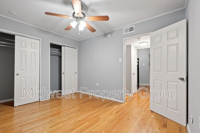 Building Photo - 2507 S Big Bend Blvd