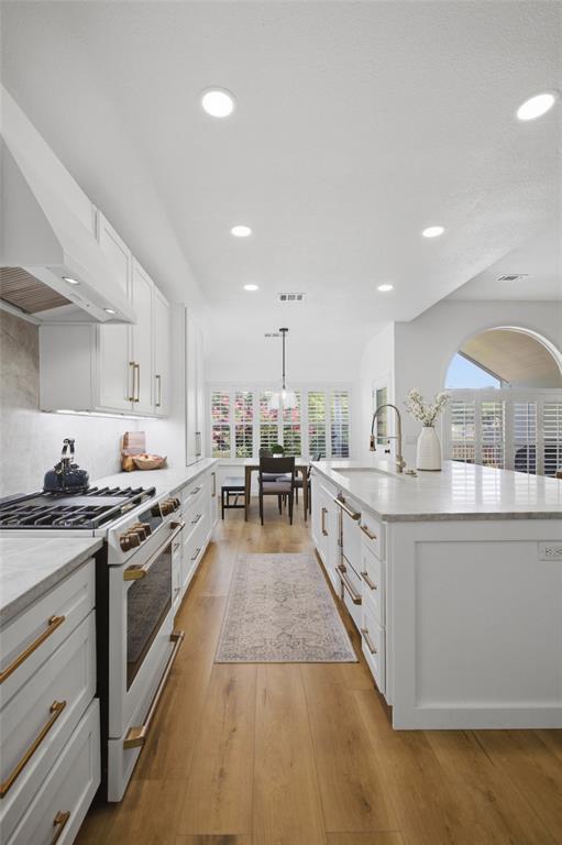 Building Photo - 1833 Paradise Ridge Dr