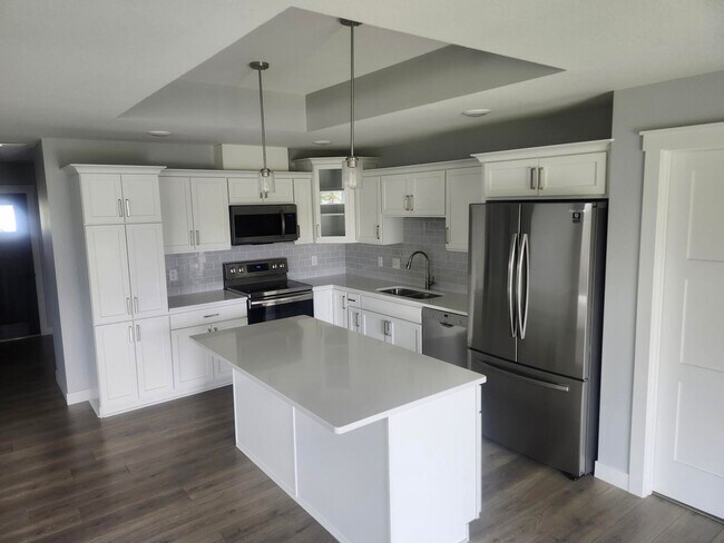 Building Photo - 1581 Keanan Ln