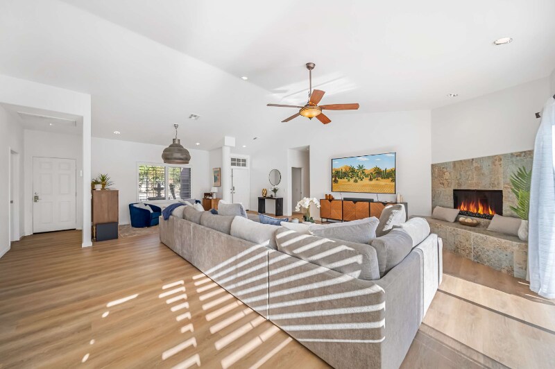 Building Photo - 43640 Milan Ct