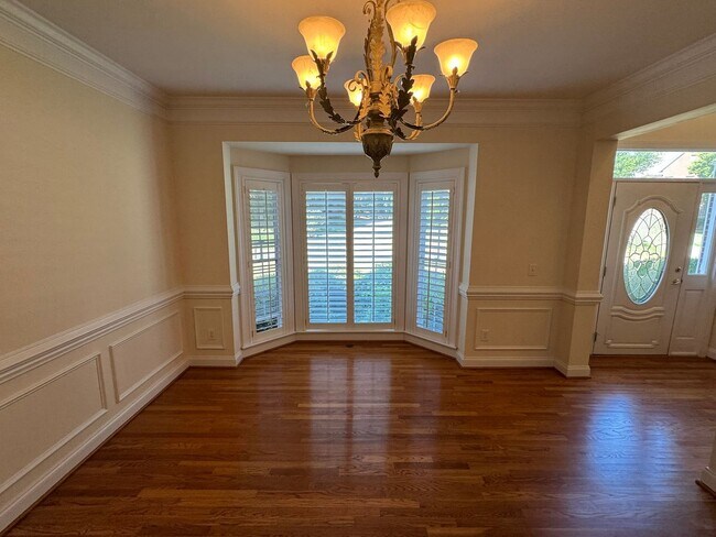 Building Photo - 7127 Weddington Brook Dr