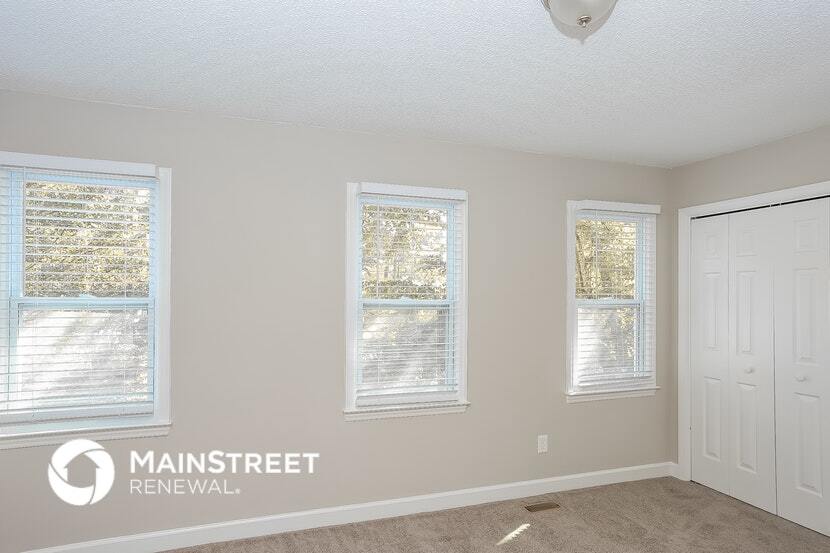 Building Photo - 696 Journey St SW